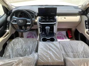 2022 Toyota Land Cruiser VXR