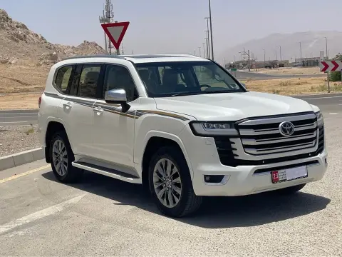 2022 Toyota Land Cruiser VXR
