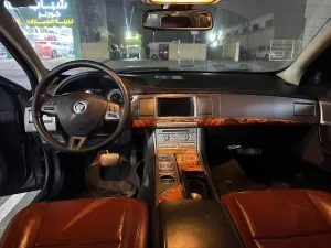 2011 Jaguar XF Portfolio
