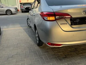 2021 تويوتا ياريس SE