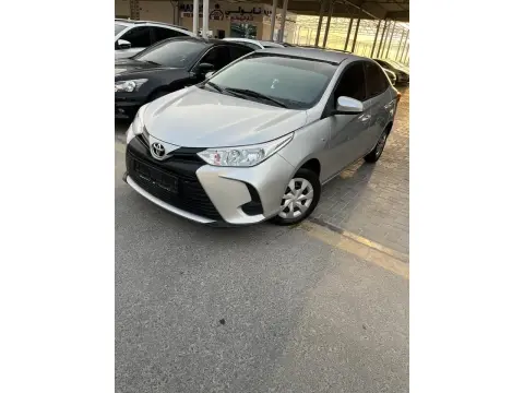 2021 تويوتا ياريس SE