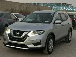 2020 نيسان روج SL