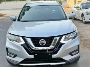 2020 نيسان روج SL