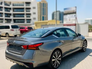 2021 Nissan Altima SR
