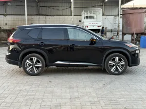 2025 نيسان روج SL