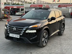 2025 نيسان روج SL