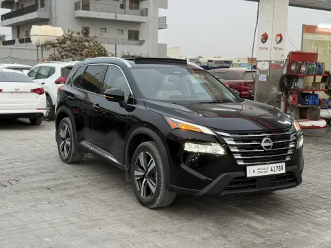 2025 نيسان روج SL