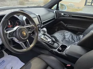 2016 Porsche Cayenne Turbo