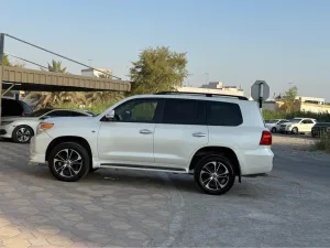 2010 Toyota Land Cruiser GXR