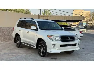 2010 Toyota Land Cruiser في Dubai سيارة مستعملة