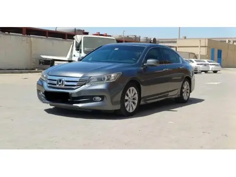 2015 هوندا أكورد Sport Special Edition