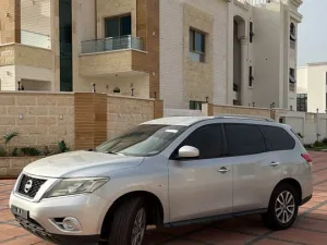 2016 Nissan Pathfinder S