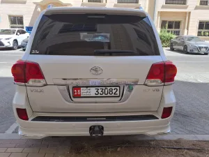 2014 Toyota Land Cruiser VXR
