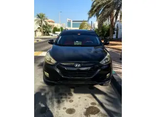 2015 Hyundai Tucson في Abu Dhabi سيارة مستعملة
