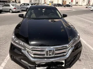 2015 هوندا أكورد Hybrid
