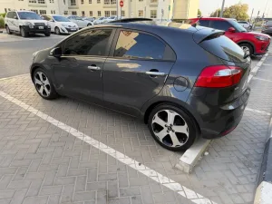 2015 كيا ريو S