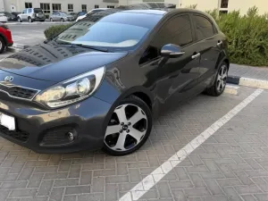 2015 كيا ريو S