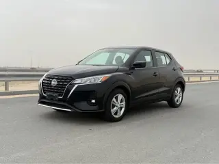 2022 Nissan KICKS في Abu Dhabi سيارة مستعملة