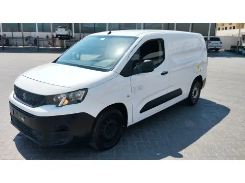 2020 Peugeot Partner No Trim