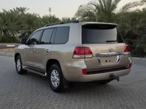 2010 تويوتا لاند كروزر GXR