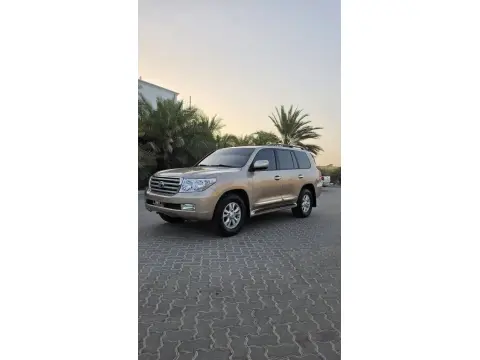2010 تويوتا لاند كروزر GXR