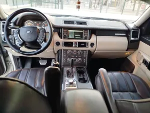 2010 Land Rover Range Rover HSE