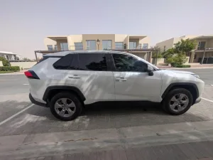 2025 Toyota Rav4 Platinum