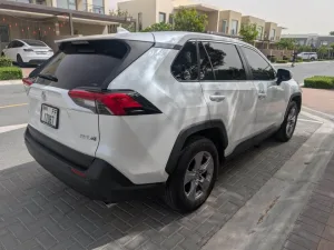 2025 Toyota Rav4 Platinum