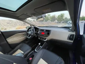 2014 كيا ريو S