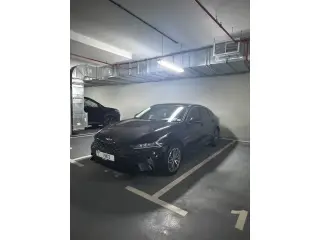 2023 Kia K5 في Dubai سيارة مستعملة