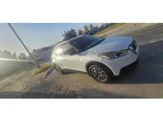 2021 Nissan KICKS في Dubai سيارة مستعملة