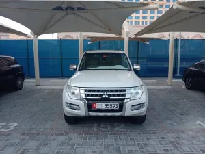 2018 ميتسوبيشي باجيرو GT
