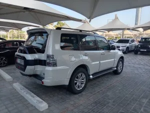 2018 ميتسوبيشي باجيرو GT