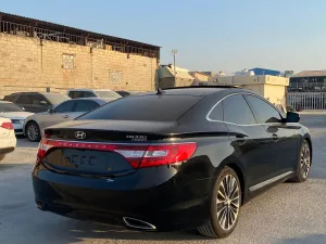 2012 هيونداي أزيرا GL