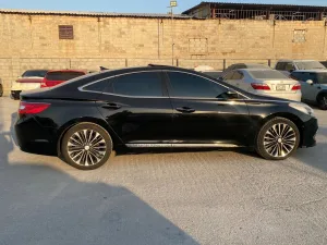 2012 هيونداي أزيرا GL