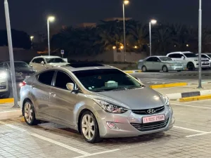 2011 هيونداي افانتي SE