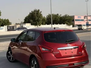 2018 نيسان تيدا LE