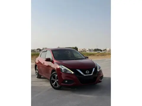2018 نيسان تيدا LE