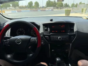 2016 نيسان باثفايندر S