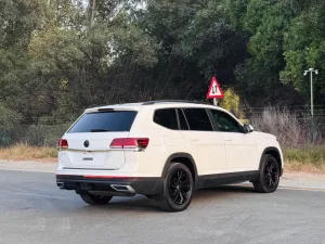 2022 Volkswagen Atlas S