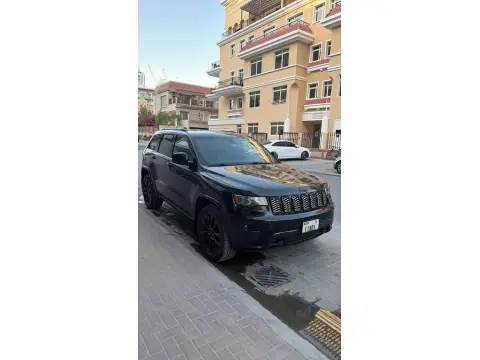 2020 جييب شيروكي Altitude