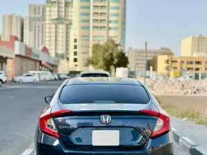 2017 هوندا سيفك EX