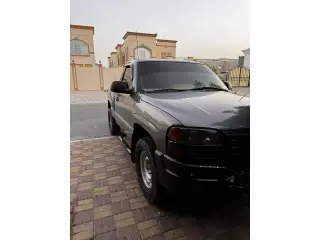 2000 GMC Sierra في Dubai سيارة مستعملة