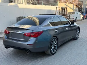 2017 إنفينيتي كيو٥٠ Red Sport 400