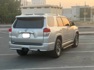 2012 تويوتا فور رنر Limited