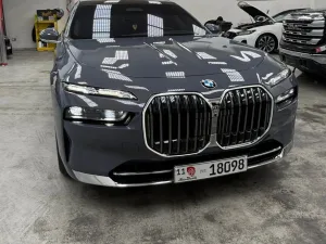2024 BMW 7-Series 735i
