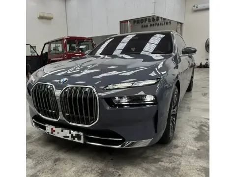 2024 BMW 7-Series 735i