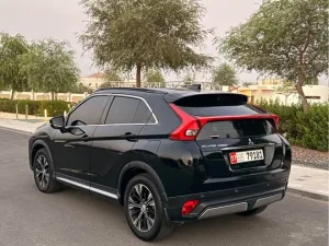 2019 ميتسوبيشي ايكلبس كروس ES