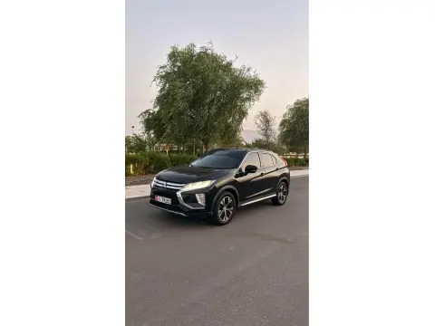 2019 ميتسوبيشي ايكلبس كروس ES