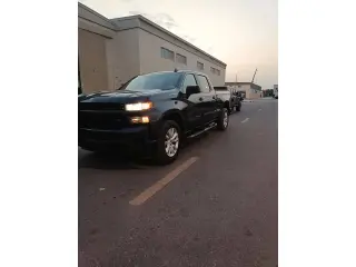 2019 Chevrolet Silverado في Dubai سيارة مستعملة